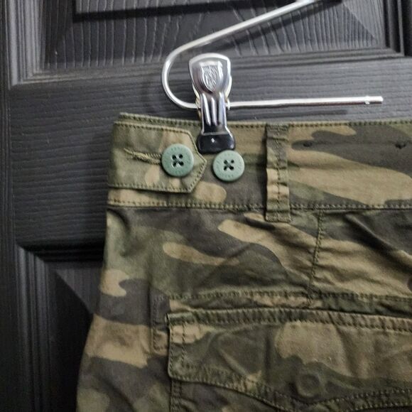 Sanctuary 'Wanderer' Short - Mother Nature Camo 310 - Picture 15 of 16